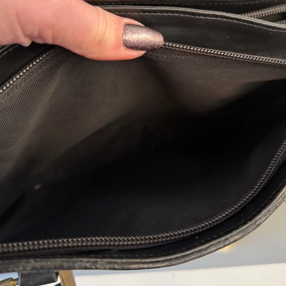 Vintage Black Epi Leather Structured Top Handle Bag Made in Canada Minimalist - Picture 12 of 17